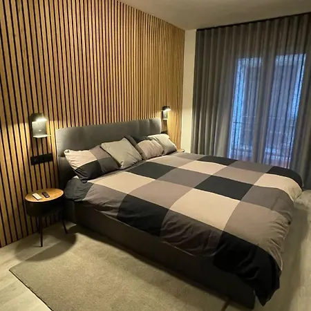 Apartamento Zaragozahome El Tubo - Ideal Familias - Parking Zaragoza